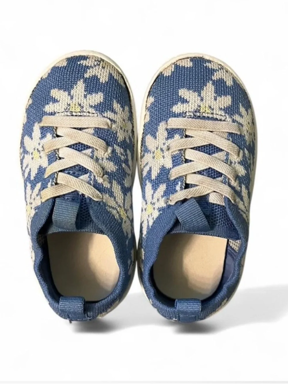 Toddler Girl Size 7 Carter’s Blue & White Floral Stretchy Knit Slip-on Sneakers